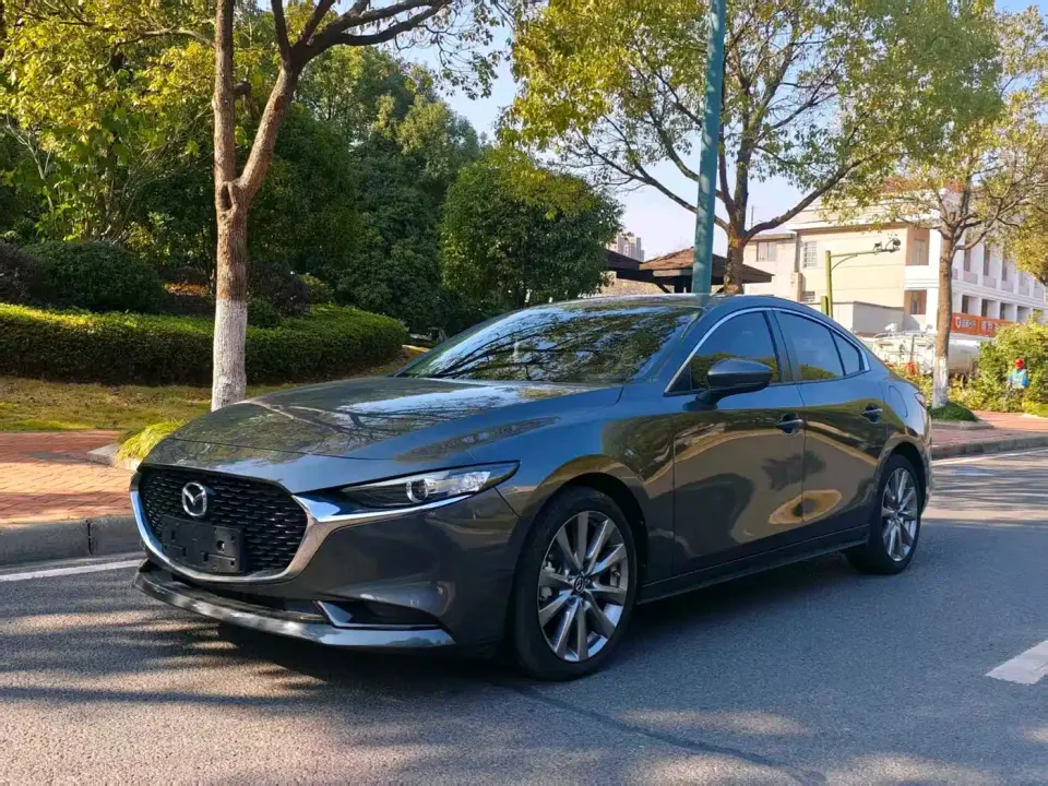 Mazda Mazda3 Axela 2.0L Automatic Elegance Edition 2022