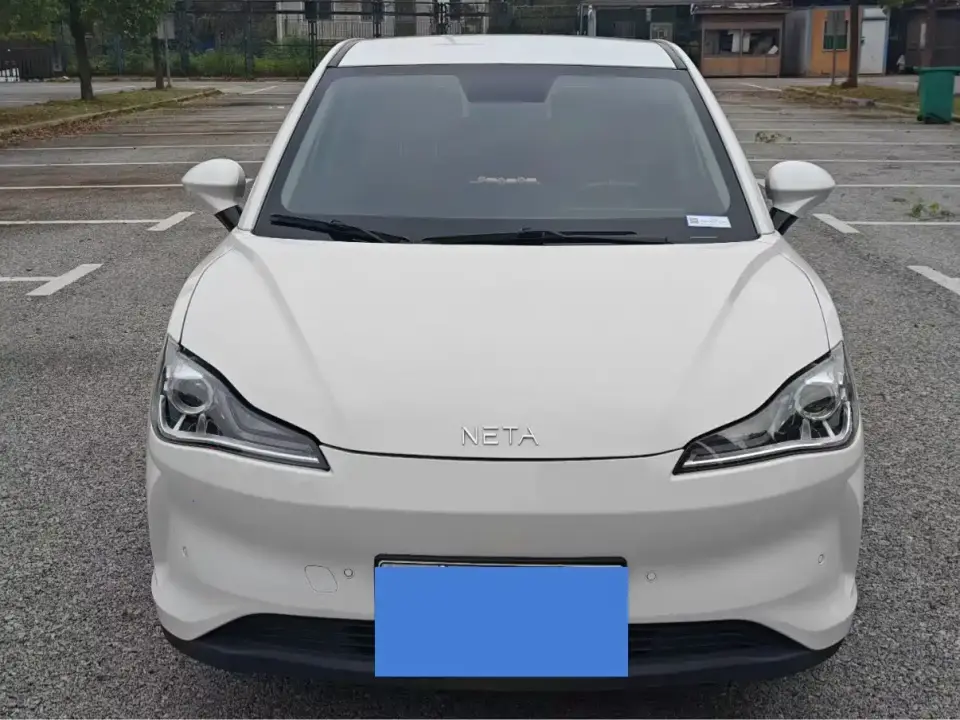 Neta Nezha V Trend 400 Lite 2022