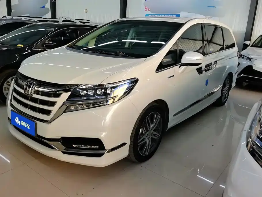 Honda Elysion 2.0L Hybrid Luxury Edition 2021