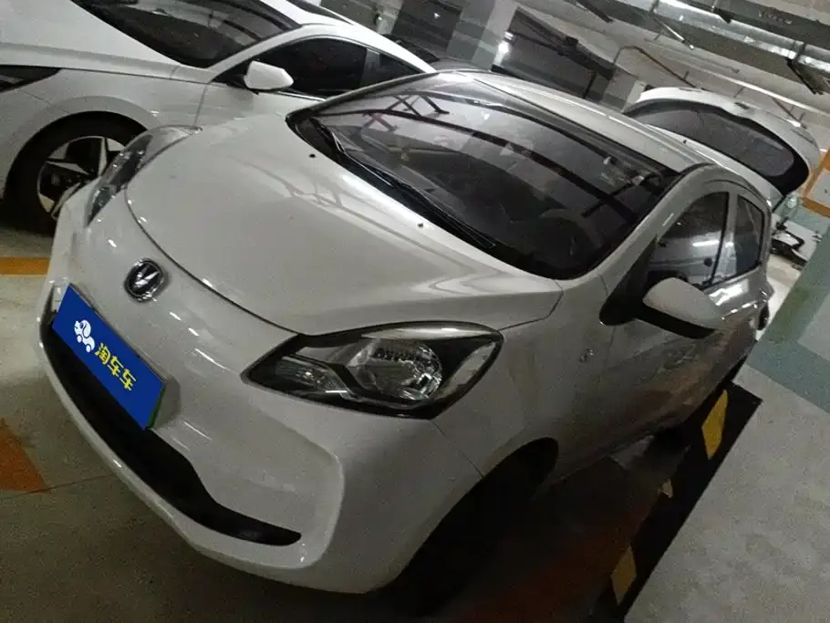 Changan Benben E-Star National Edition Heartjoy LFP (31.86kWh) 2021