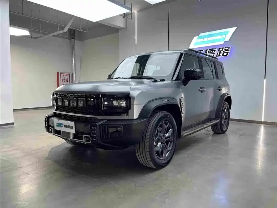 Jetour Traveler Model 2.0T 4WD Cross PRO 2024