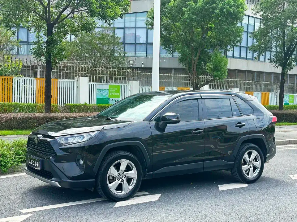 Toyota RAV4 Rongfang 2.0L CVT 2WD Trend 2021