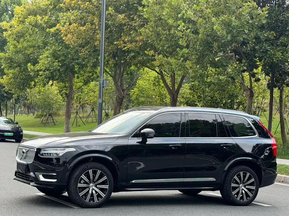 Volvo XC90 B5 Smart Luxury 5-Seater 2024
