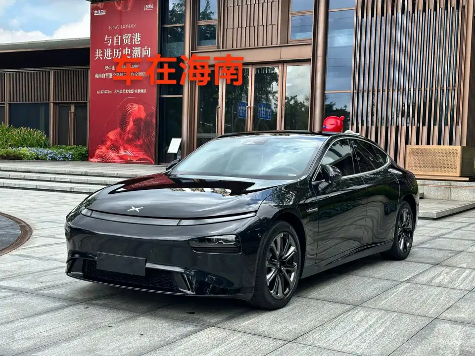 XPeng P7 Model 670N 2022