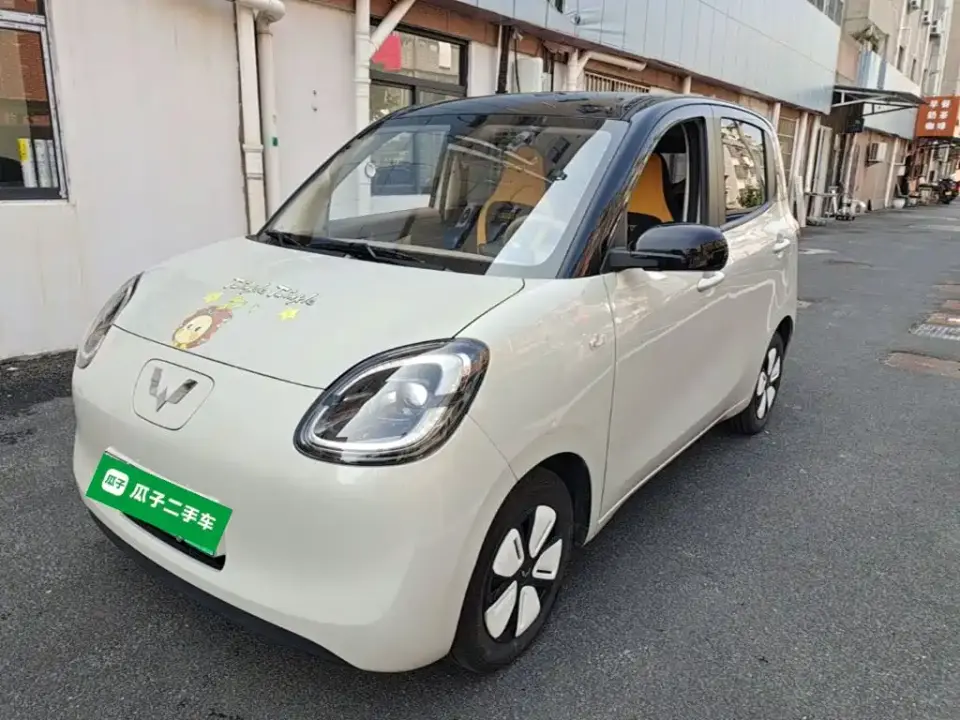 Wuling Motors Hongguang MINIEV 4-Door Advanced 2025