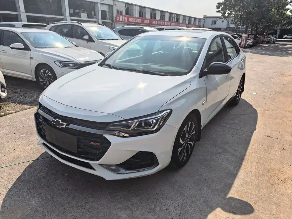 Chevrolet Monza RS 330T Auto Smooth Edition China VI 2019