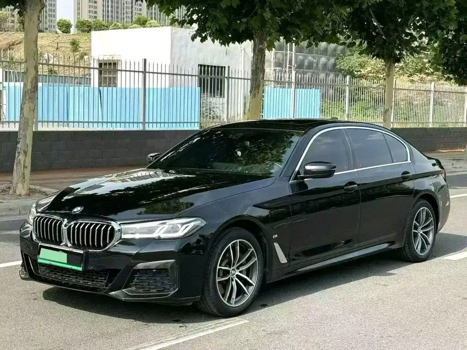BMW 5 Series New Energy 535Le M Sport Package 2022