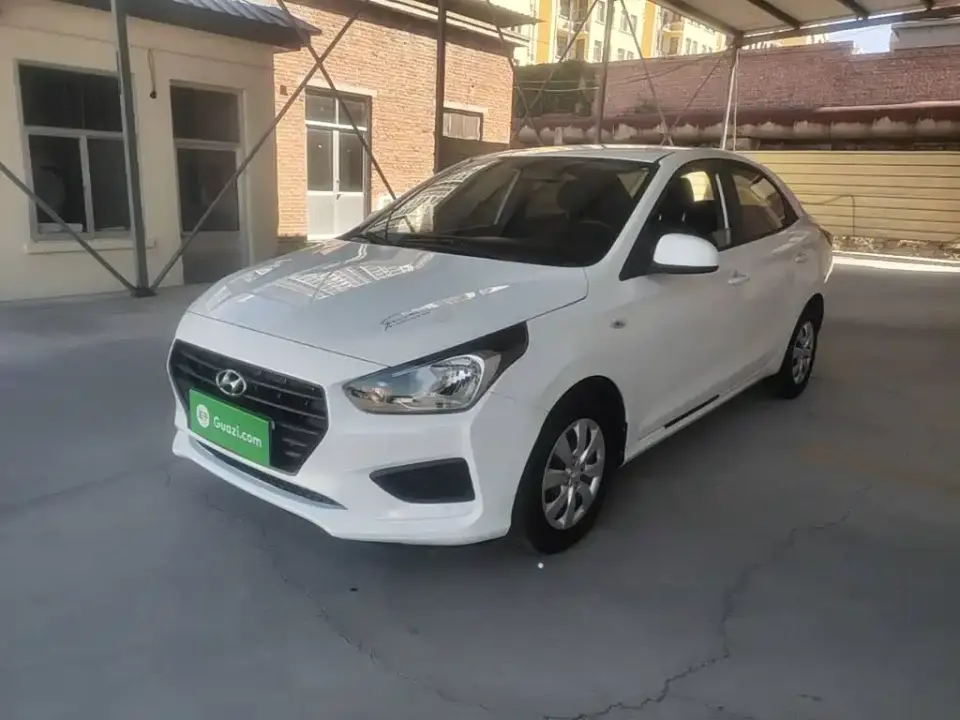 Hyundai Verna 1.4L Manual Renewal Edition China VI 2019