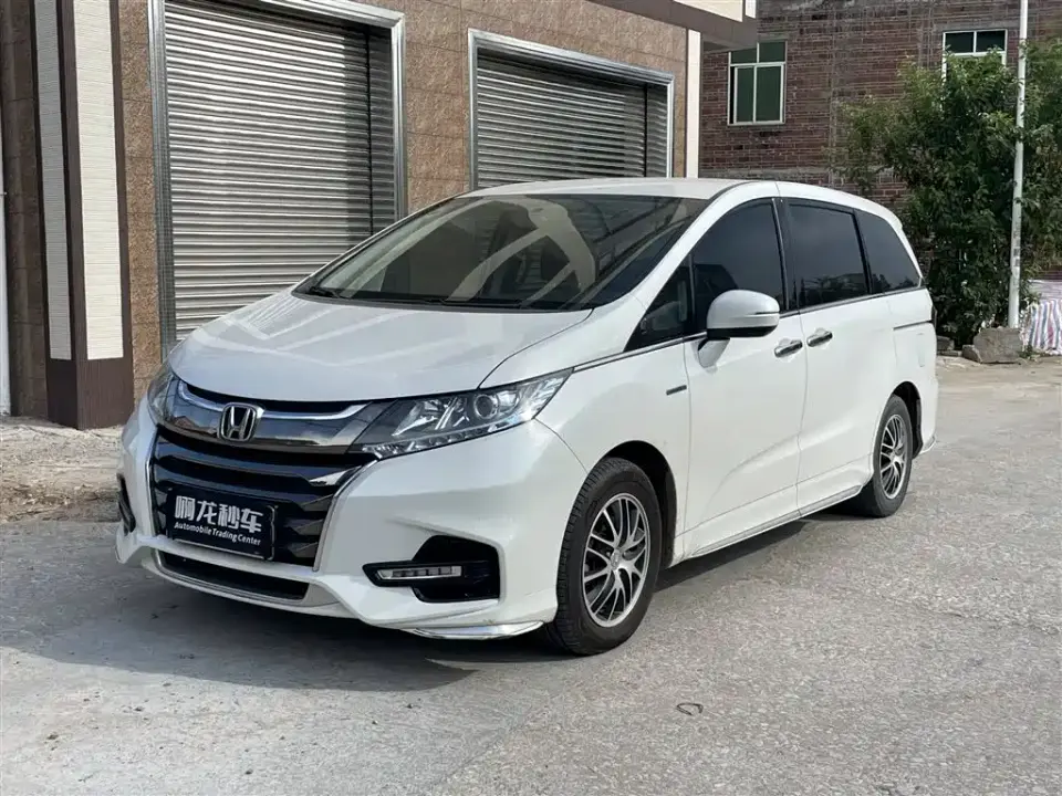 Honda Odyssey 2.0L Sharp Comfort Edition 2021