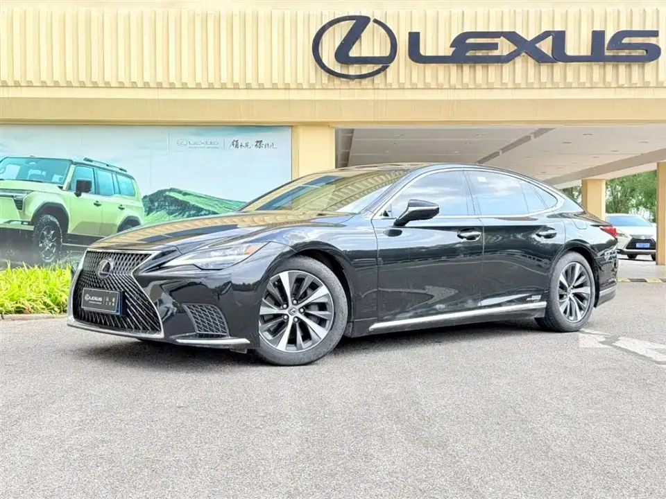 Lexus LS 500h Premium Edition 2021