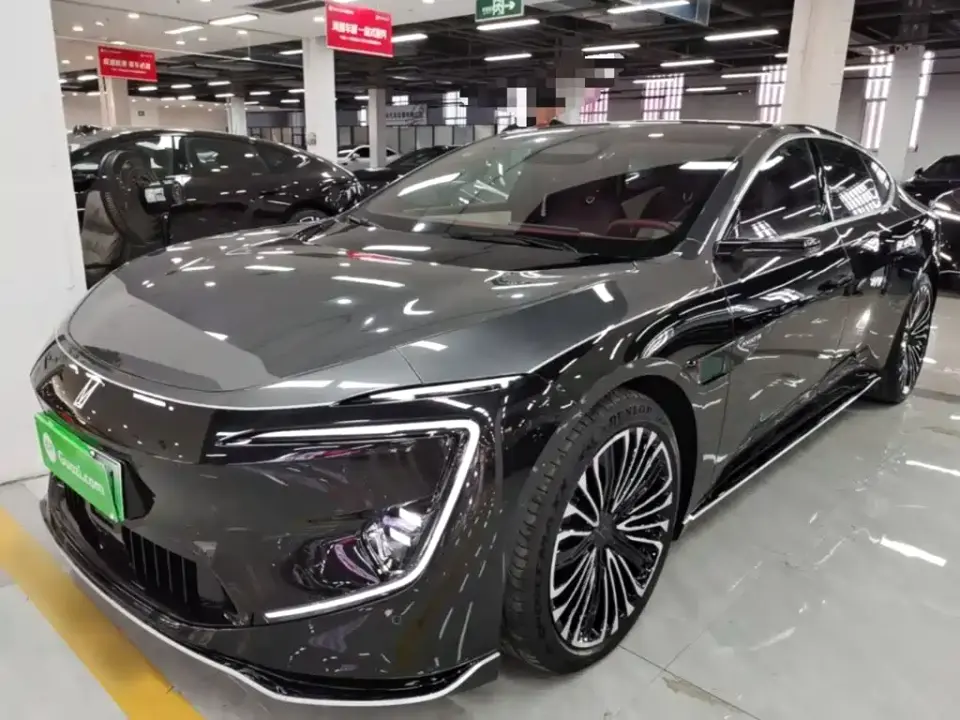 Avatr 12 Facelift Royal Theater Edition 2025