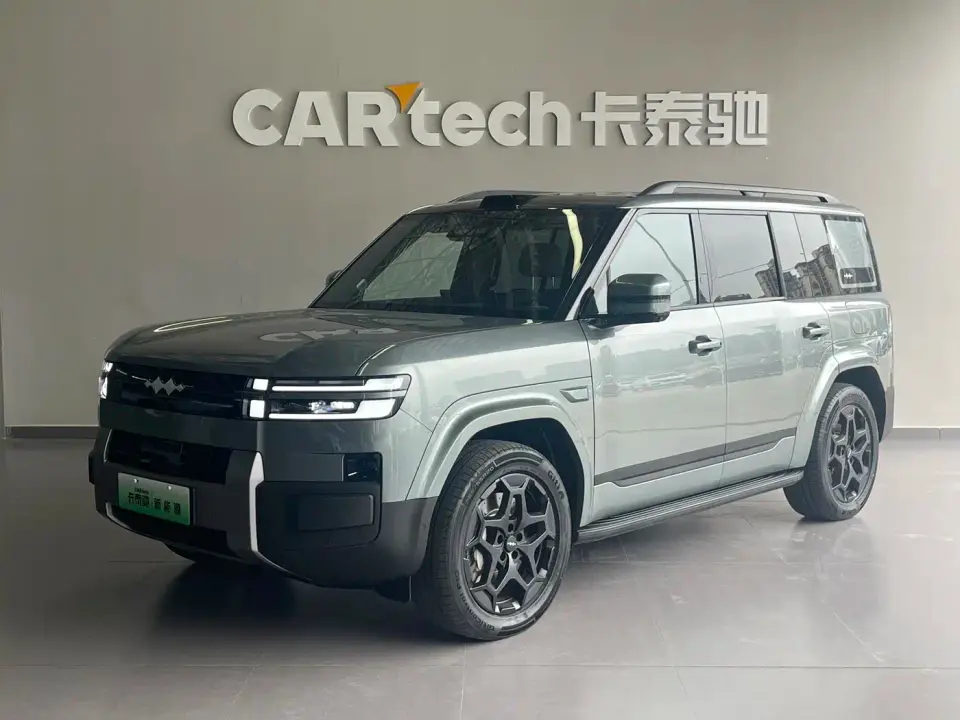 Fangchengbao Titanium 7 AWD Base Model 2025