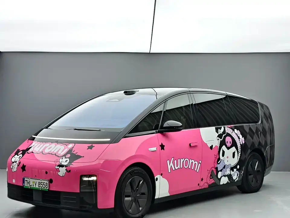 Li Auto MEGA Model Home Family Special Edition 2025