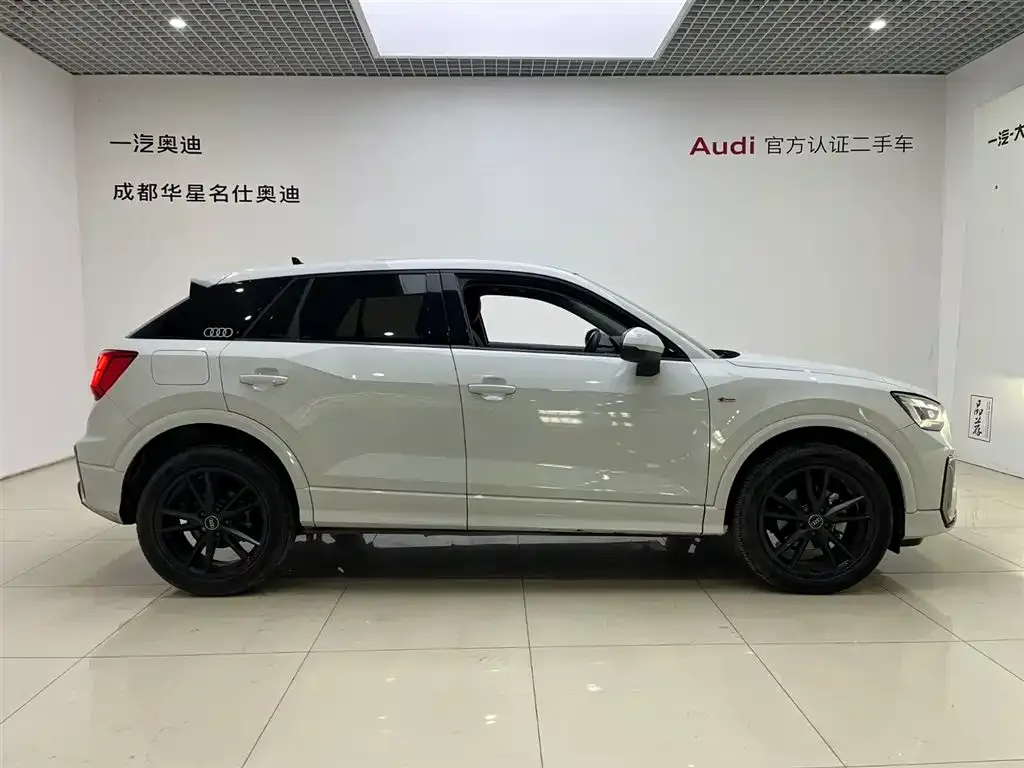 Audi Q2L 35 TFSI Progressive Dynamic 2023 — фото 3