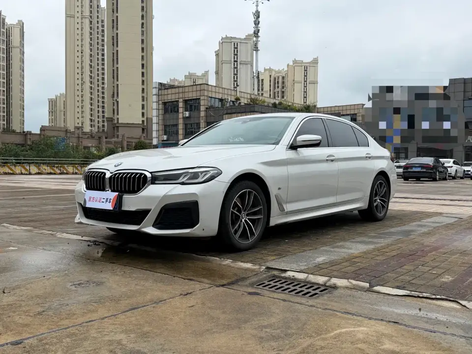BMW 5 Series Facelift 525Li M Sport Package 2022
