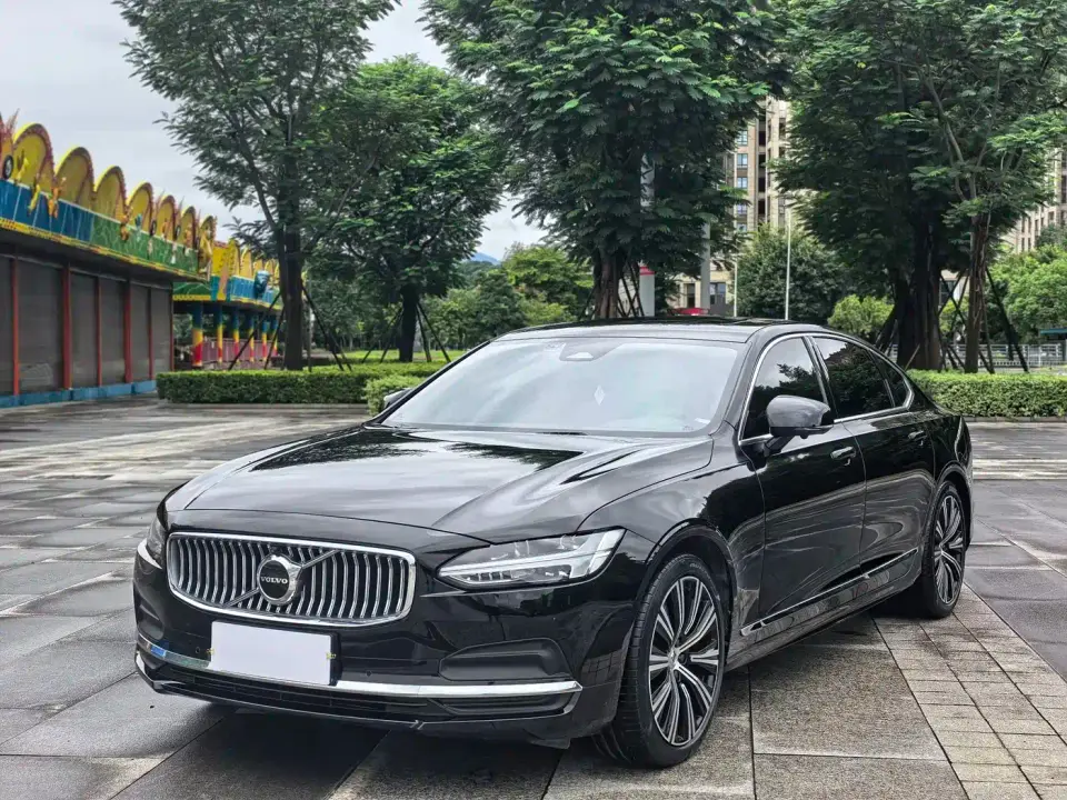 Volvo S90 B5 Inscription Luxury Edition 2024