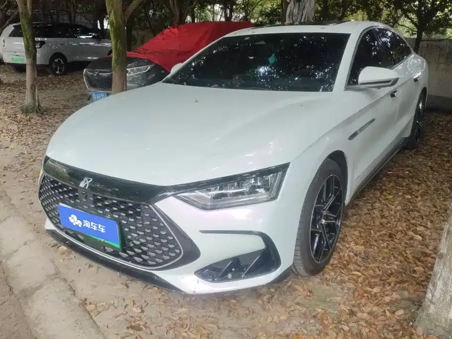 BYD Han DM-i Champion Edition 121KM Premium 2023