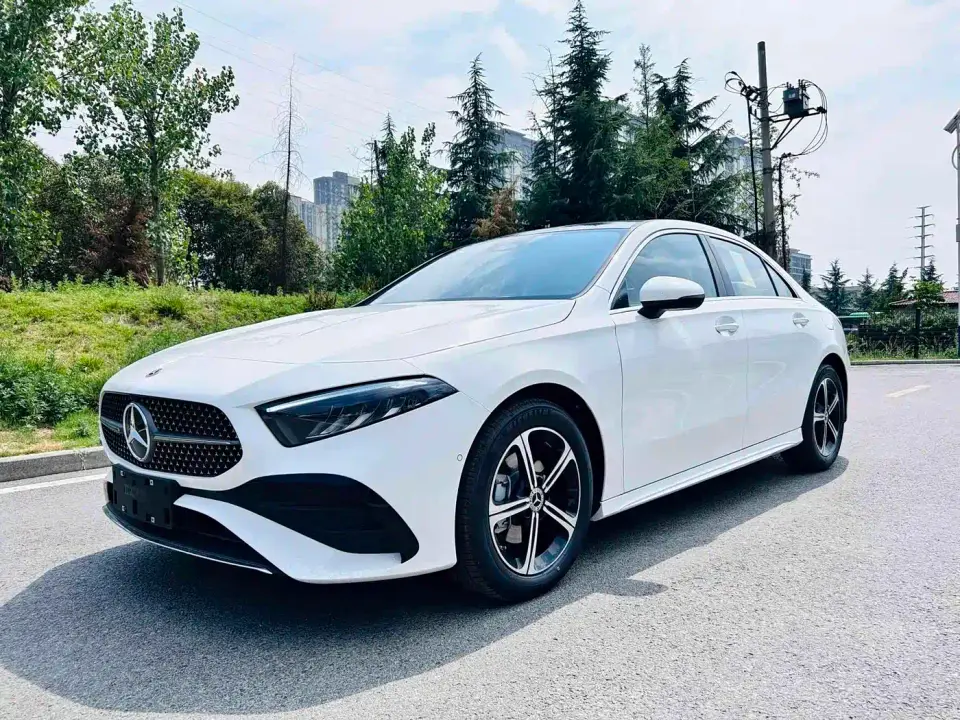 Mercedes-Benz A-Class Facelift A 200 L Fashion 2024
