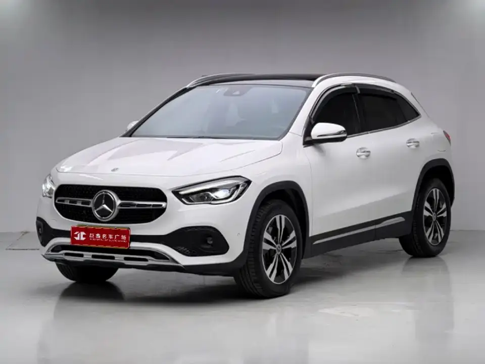 Mercedes-Benz GLA-Class Model GLA 200 2022