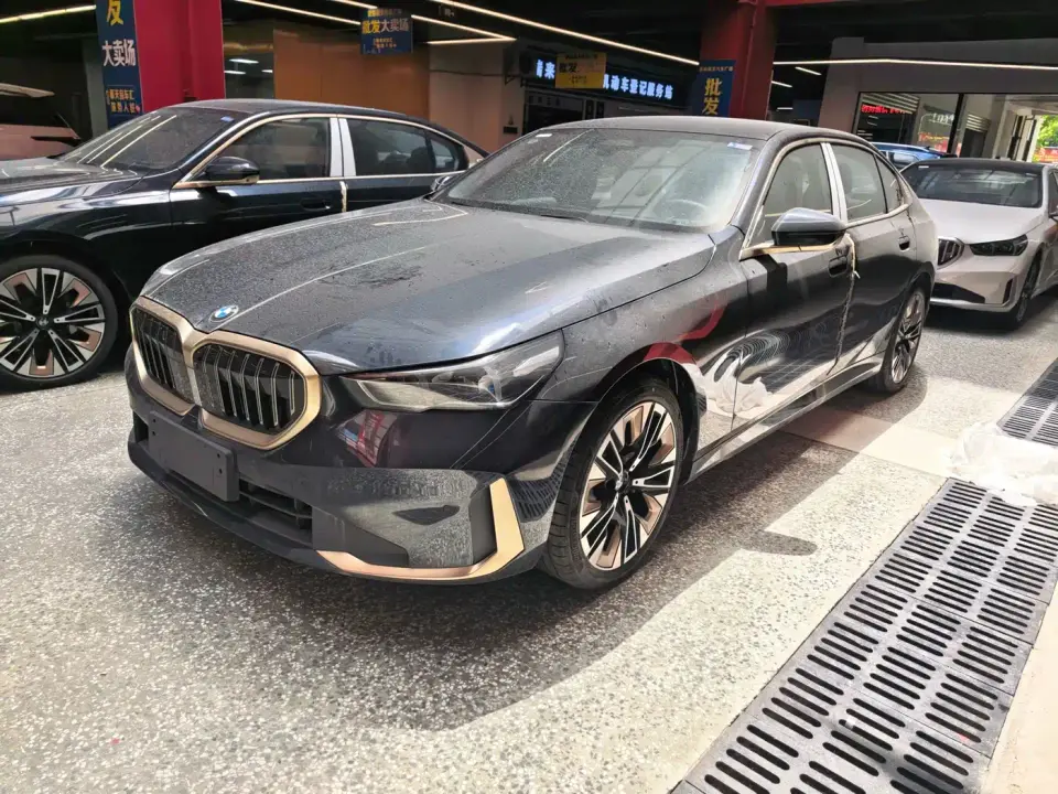 BMW 5 Series 530Li Premium Luxury Package 2026