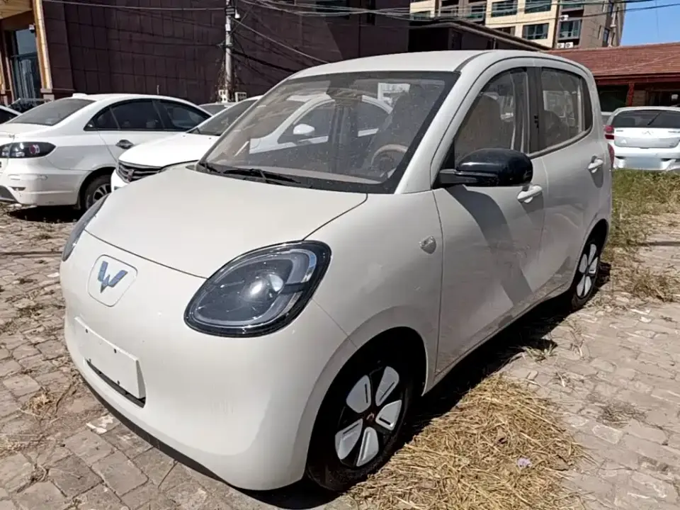 Wuling Motors Hongguang MINIEV 4-Door Advanced 2026