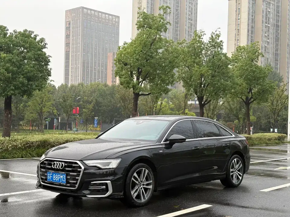 Audi A6L 40 TFSI Luxury Dynamic 2023