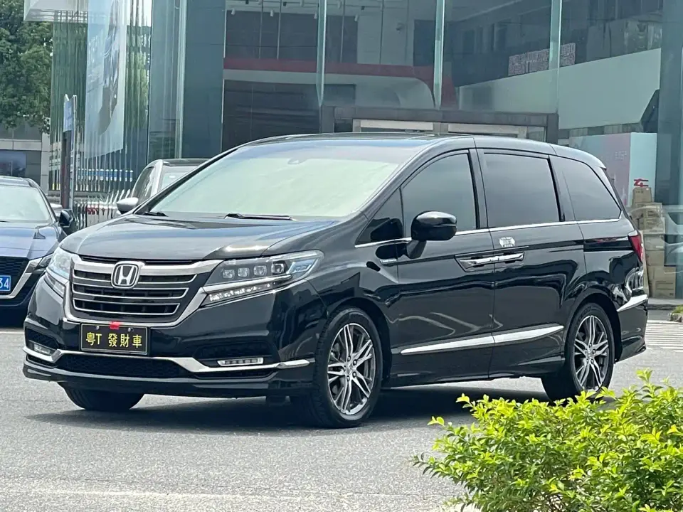 Honda Elysion 2.0L Hybrid Luxury Edition 2021