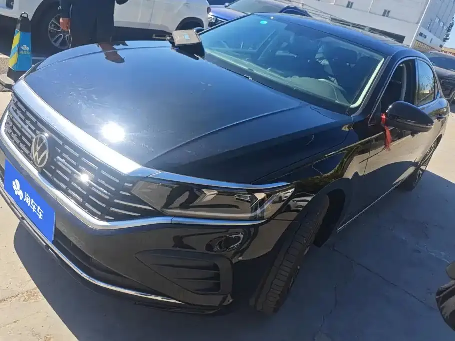 Volkswagen Passat Outstanding 380TSI Dragon Soaring Edition 2025