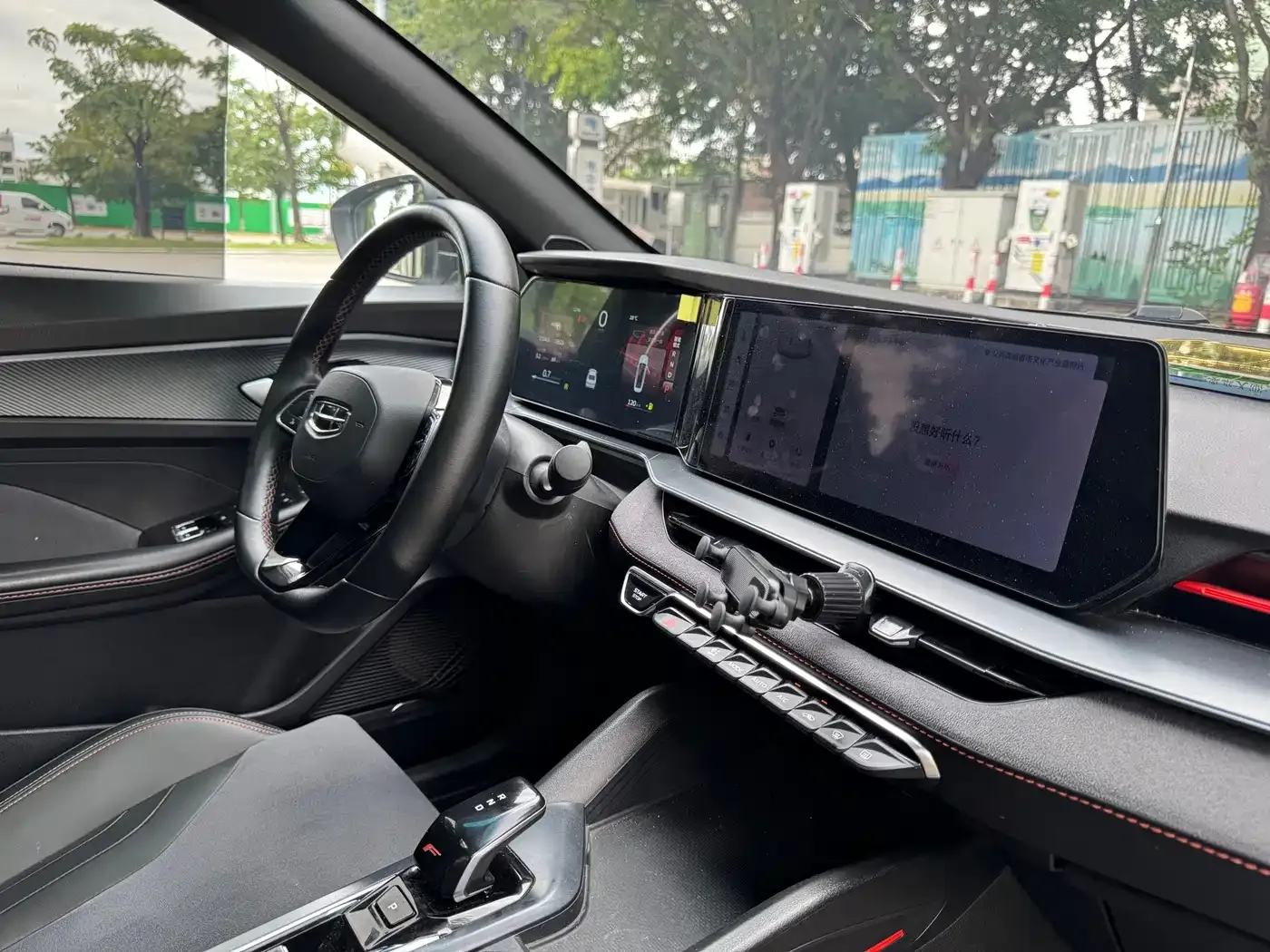Geely Binrui Binrui COOL 1.5T DCT Lightning Edition 2022 — фото 7