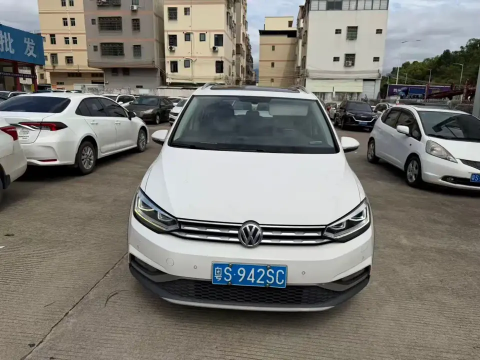 Volkswagen Touran Touran L 280TSI DSG Cross Edition 7-seater China VI 2020