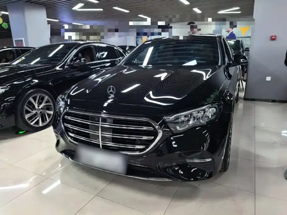 Mercedes-Benz E-Class Model E 260 L 2024