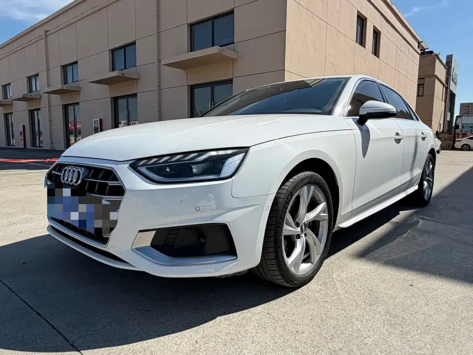 Audi A4L 40 TFSI Luxury Elegance 2021