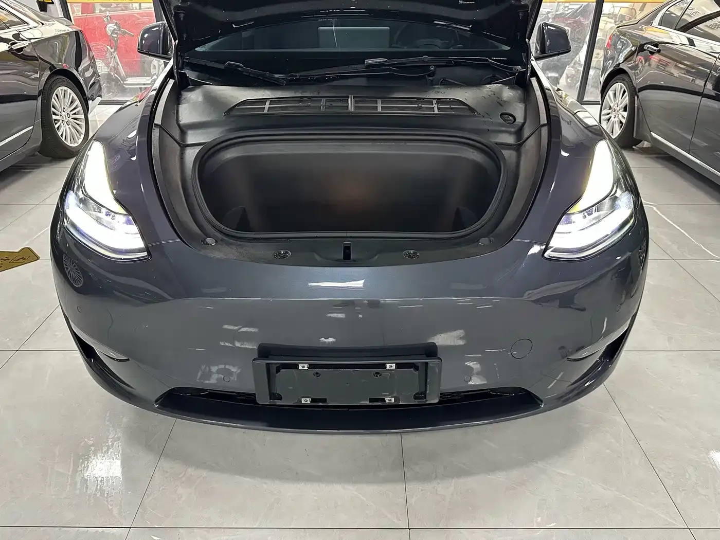 Tesla Model Y Rear-Wheel Drive Version 2021 — фото 12