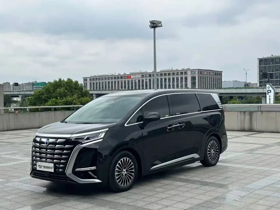 Denza D9 DM-i 970 AWD Flagship 2023