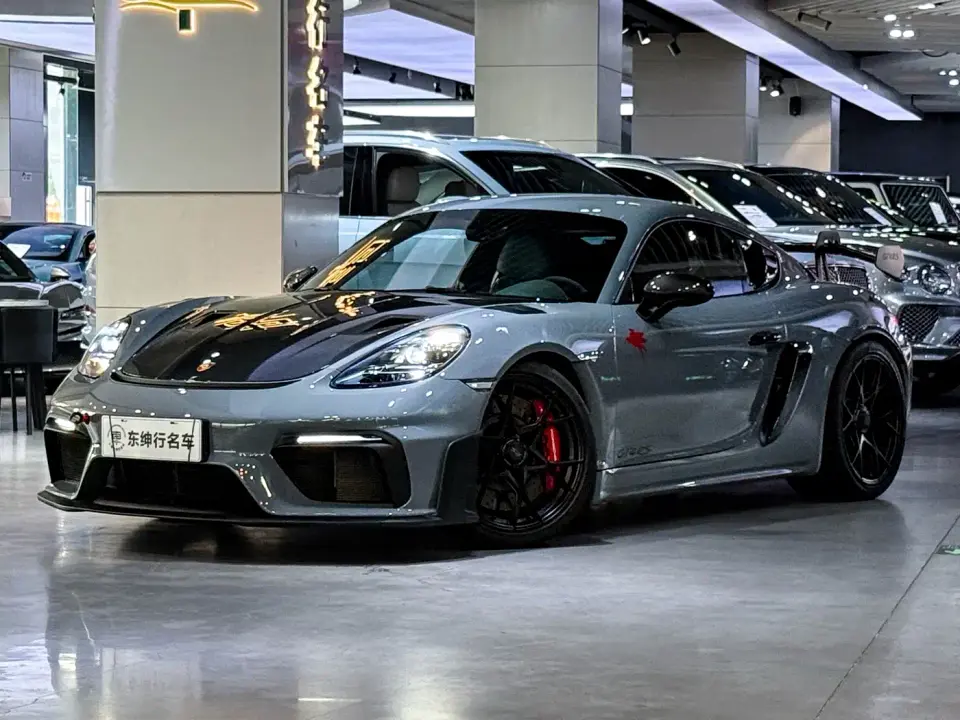 Porsche 718 Cayman GT4 RS 4.0L 2024