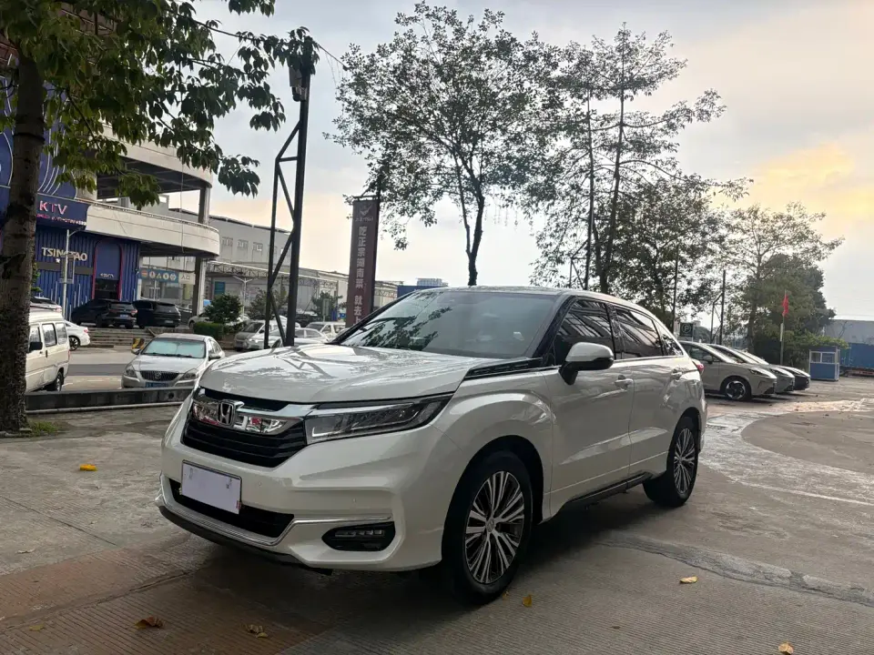 Honda Avancier 240TURBO 2WD Premium Edition 2020