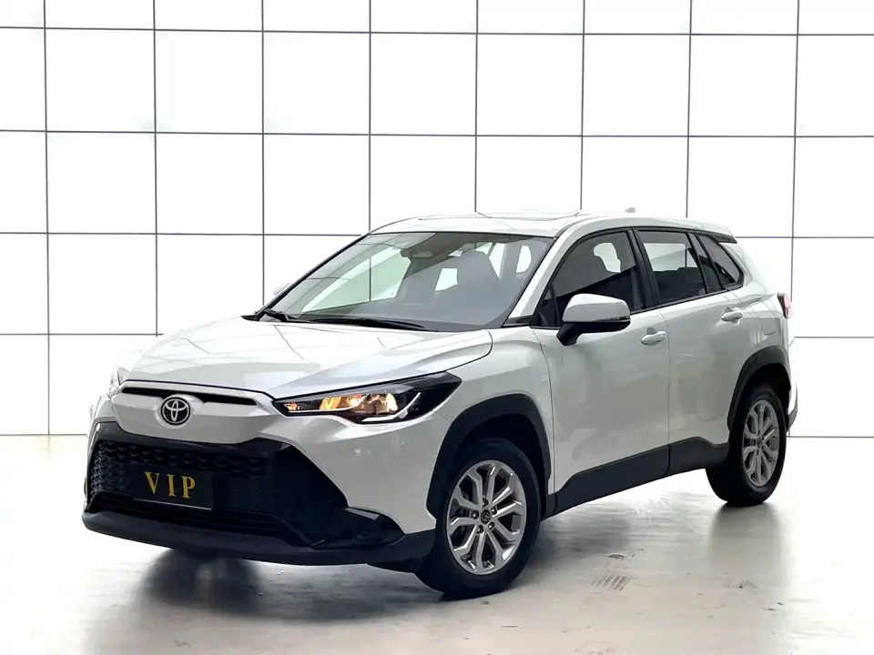 Toyota Frontlander 2.0L CVT Leading Edition 2023