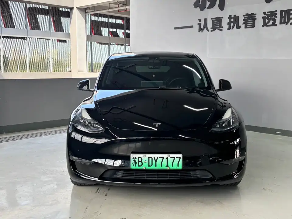 Tesla Model Y Long Range All-Wheel Drive Edition 2023