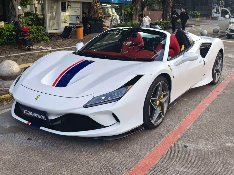 Ferrari F8 Spider 3.9T V8 2021