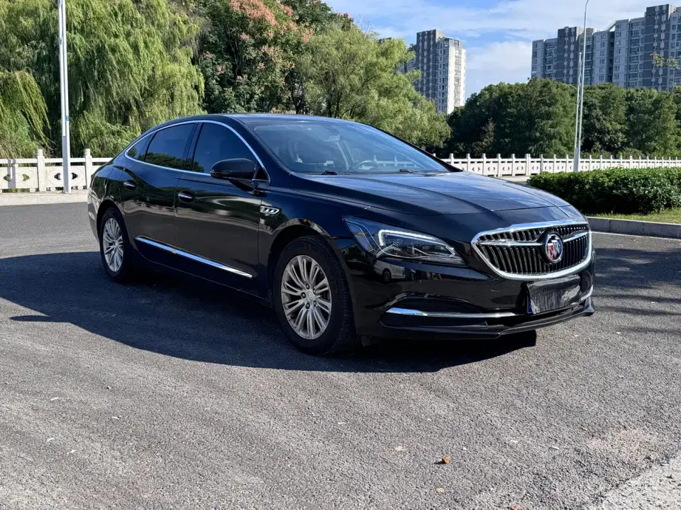 Buick LaCrosse Model 20T Elite Edition 2019