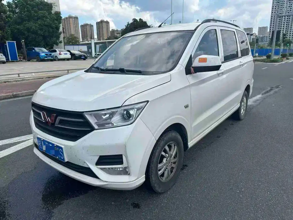 Wuling Motors Wuling Hongguang 1.5L S Standard LAR 2024
