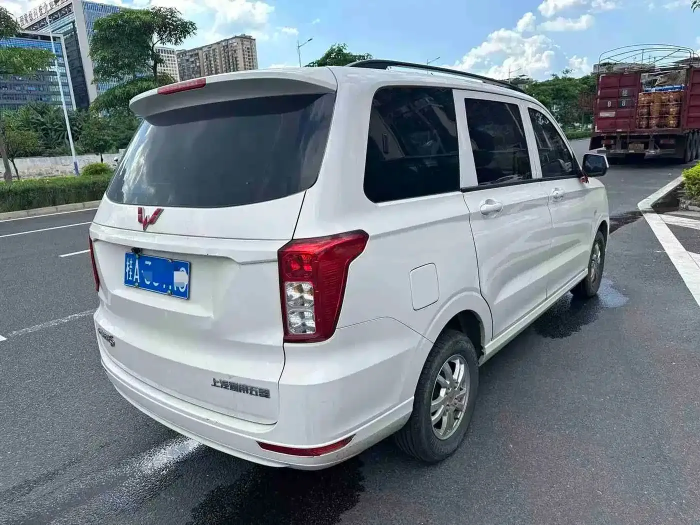 Wuling Motors Wuling Hongguang 1.5L S Standard LAR 2024 — фото 8