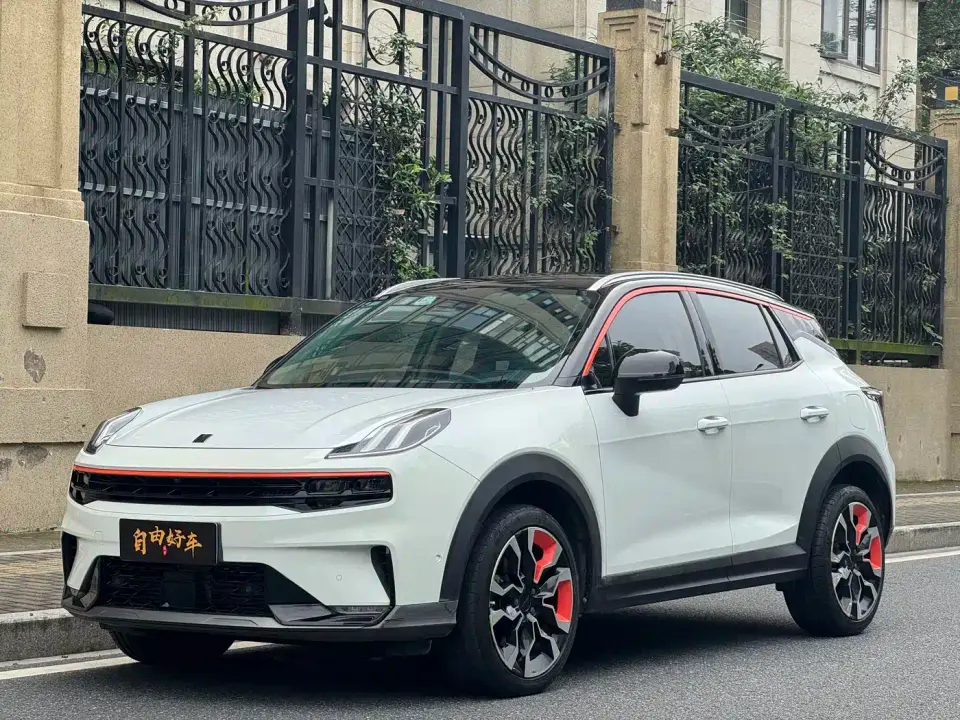 Lynk & Co 06 1.5T Halo 2021