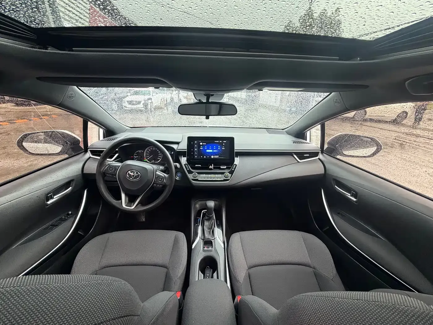 Toyota Levin Dual Engine 1.8H E-CVT Luxury Edition 2022 — фото 5