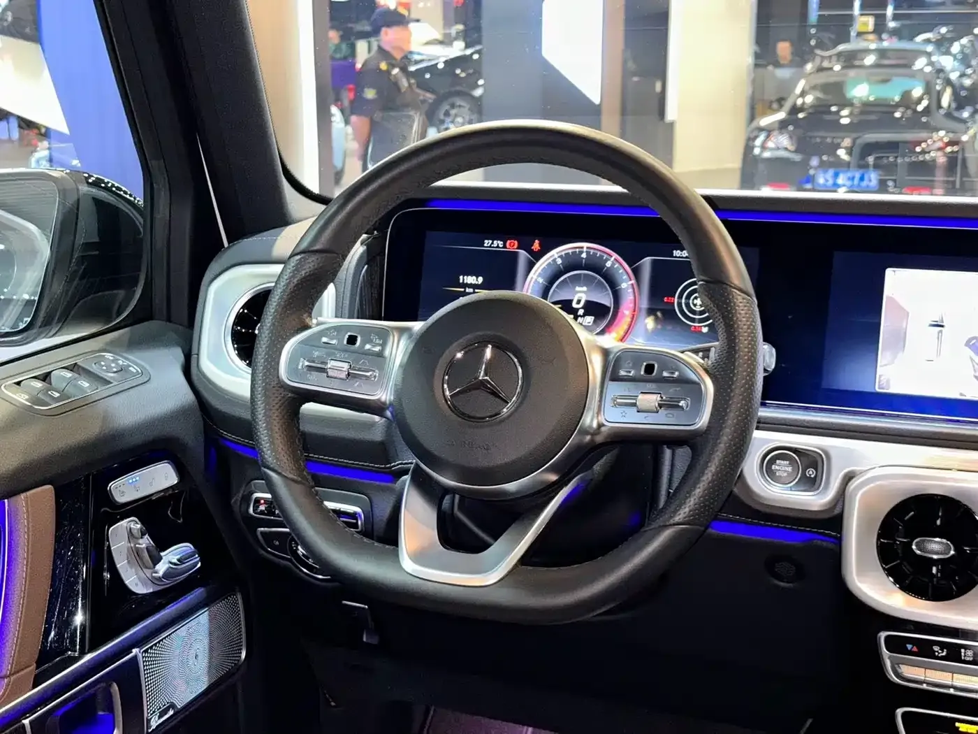 Mercedes-Benz G-Class G 350 2021 — фото 10