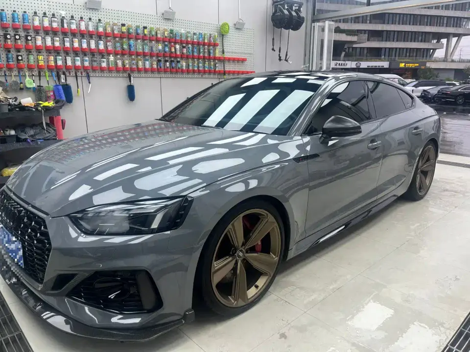 Audi RS 5 RS 5 2.9T Sportback Dark Gold Edition 2021