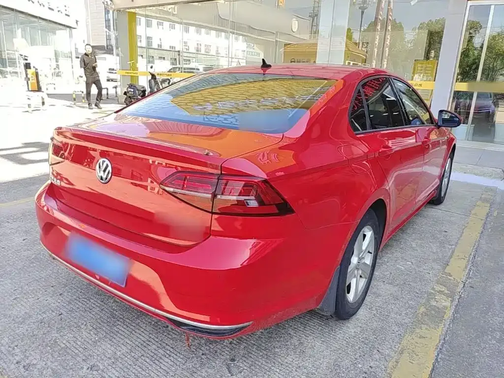 Volkswagen Lamando 230TSI DSG Trend Edition China V 2019 — фото 7