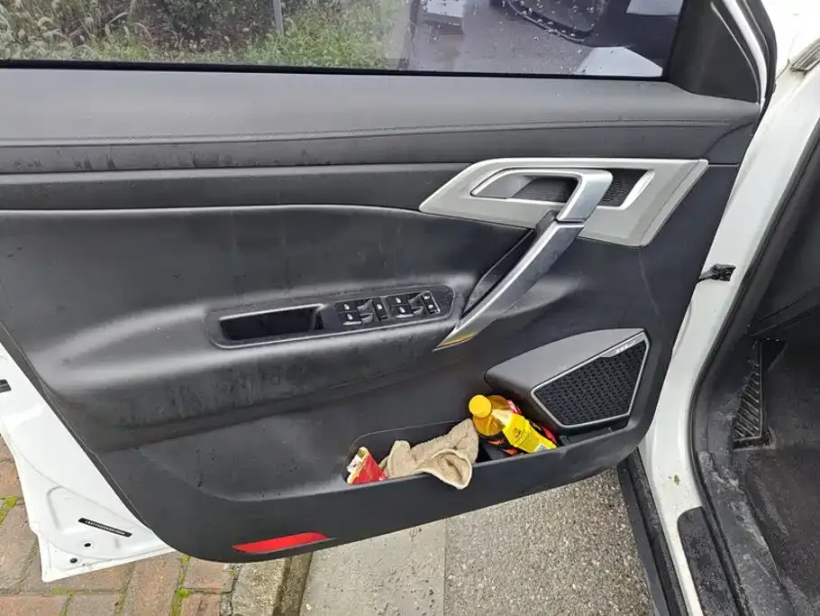 Geely Boyue 1.8TD Automatic 2WD Smart Elegance Edition 2019 — фото 7