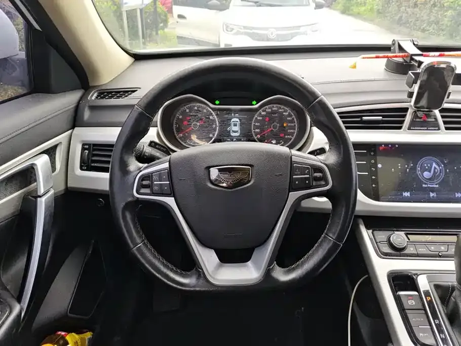 Geely Boyue 1.8TD Automatic 2WD Smart Elegance Edition 2019 — фото 15