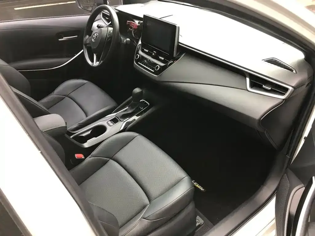 Toyota Levin 185T CVT Luxury Edition 2021 — фото 8